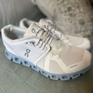 On Cloud 5 Sneakers